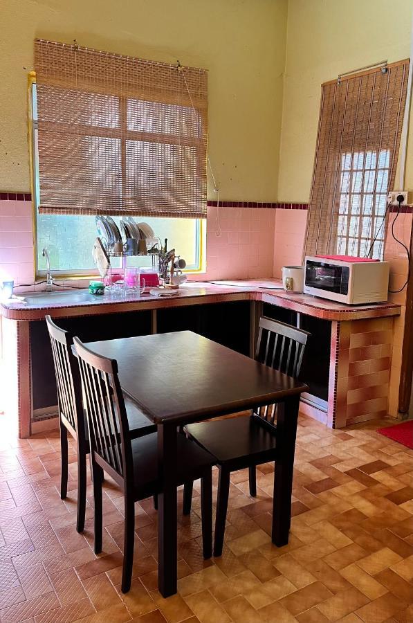 טאנה מרה Addin Homestay Tanah Merah מראה חיצוני תמונה